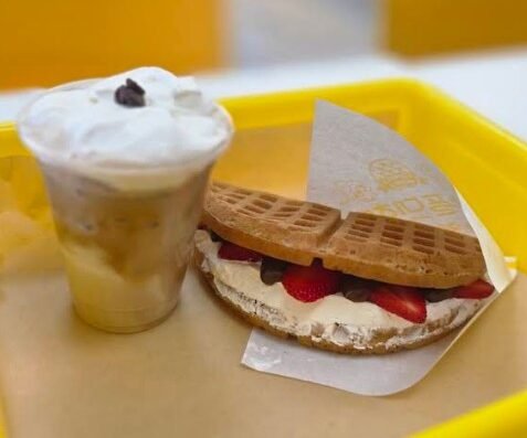 와플 대학 Waffle University